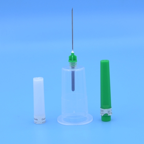 Needle holders with blood collecton needles