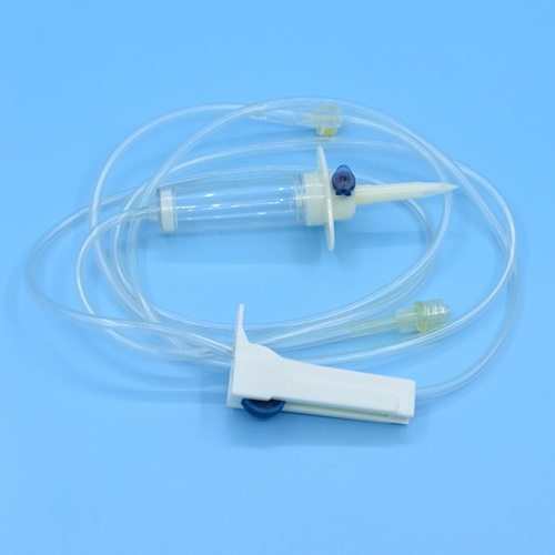 Infusion set  with  Special M-SIZE Injection molding drip bucket 